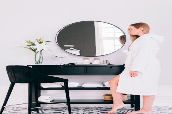 vanity dressing table