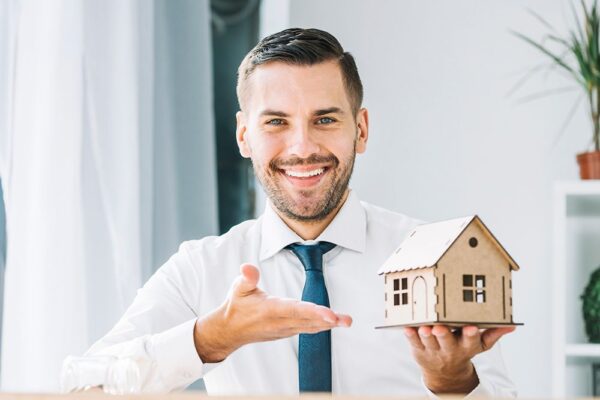 real estate agent