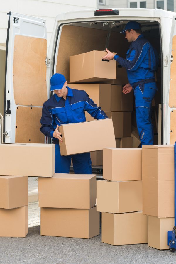 Movers and Packers